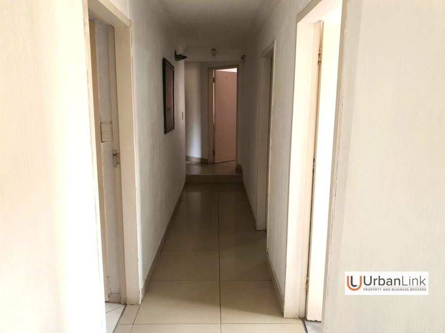 6 Bedroom Property for Sale in Safari Gardens North West